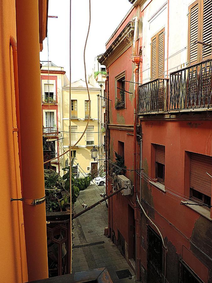 Sa Fabbrica De Sant'Anna Bed & Breakfast Cagliari Luaran gambar